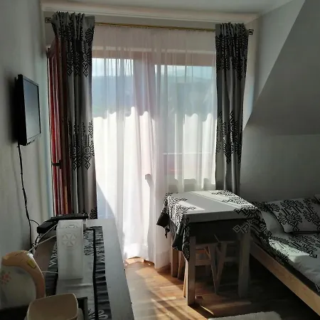 Δωμάτια σε οικογενειακή κατοικία Strefa Hawran